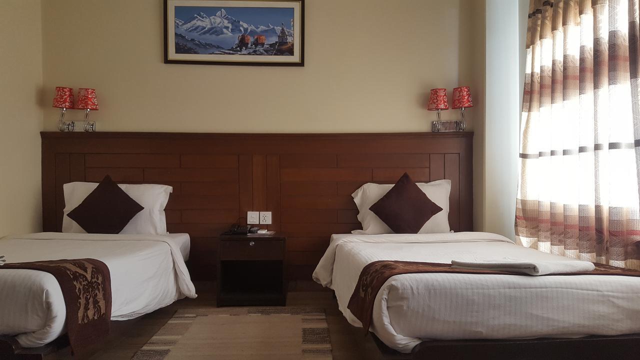 Hotel The Coast Pokhara Exterior foto